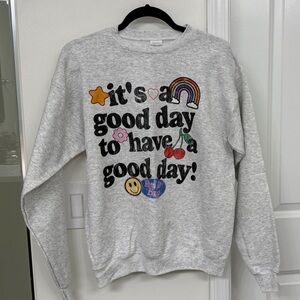 Women’s Light Gray Graphic Crewneck Sweatshirt - Positive Message